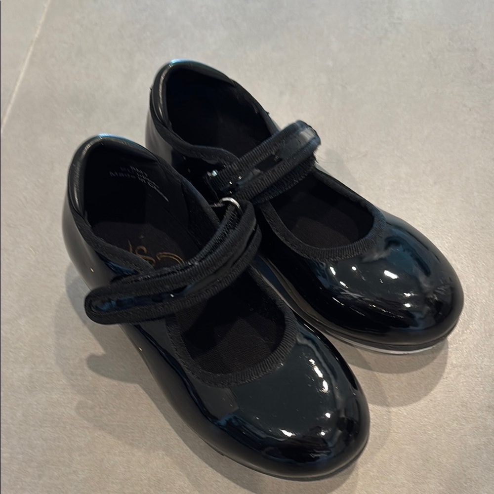 Tap shoes